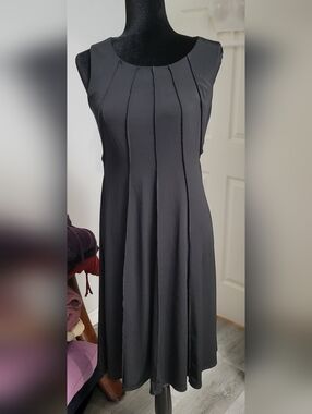 Cleo Size Small Black Dress